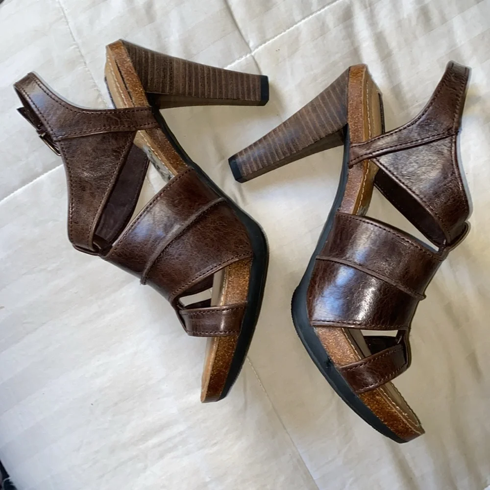 Adam Tucker NWT heels